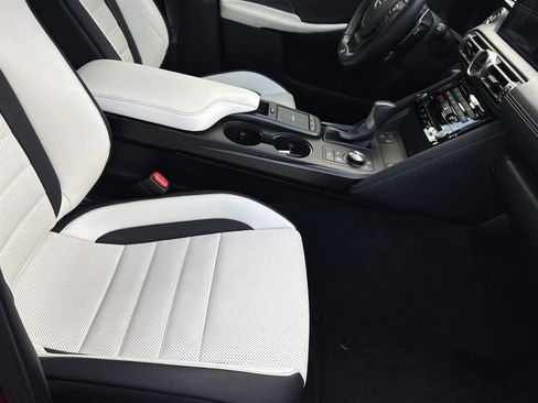 Used 2022 Lexus IS 350 F Sport image 18