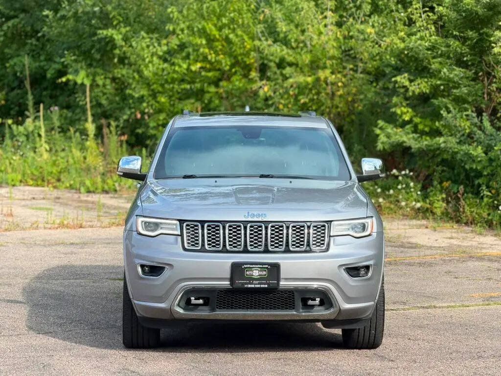 Used 2017 Jeep Grand Cherokee Overland AWD/4WD image 2
