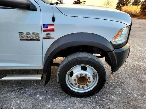 Used 2017 RAM 5500 Tradesman image 12