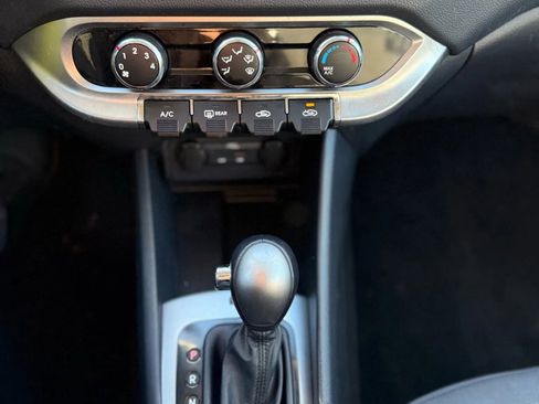 Used 2012 Kia Rio EX w/ Convenience Pkg image 8