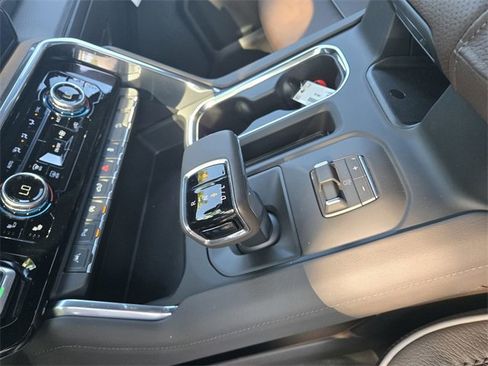 New 2026 GMC Sierra 1500 Denali w/ Denali Reserve Package image 15