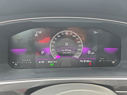 Used 2023 Volkswagen Tiguan SE R-Line FWD image 20