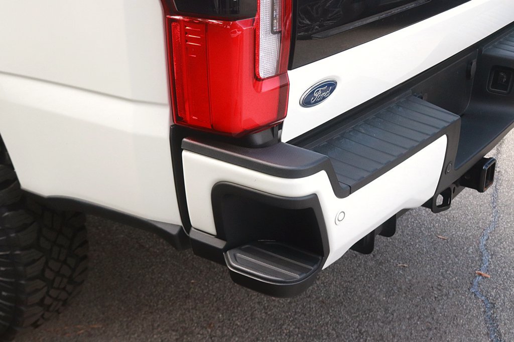 Used 2025 Ford F250 Platinum w/ Tremor Off-Road Package AWD/4WD image 6