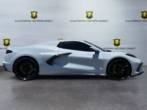 Used 2024 Chevrolet Corvette Stingray Preferred Conv w/ Z51 Performance Package RWD image 4