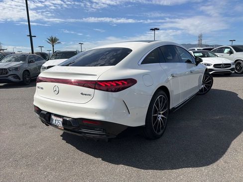 Used 2023 Mercedes-Benz EQS 580 4MATIC Sedan image 4