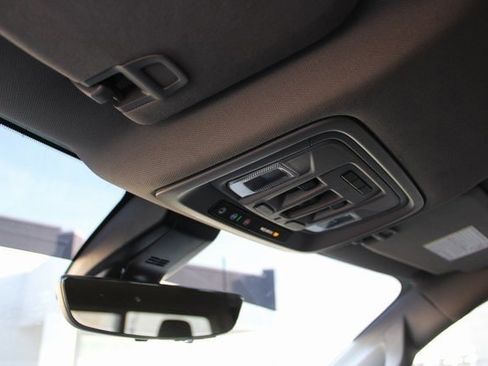 Used 2020 GMC Sierra 2500 Denali w/ Denali Ultimate Package image 28