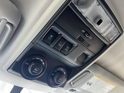 Used 2016 Toyota 4Runner Trail image 17