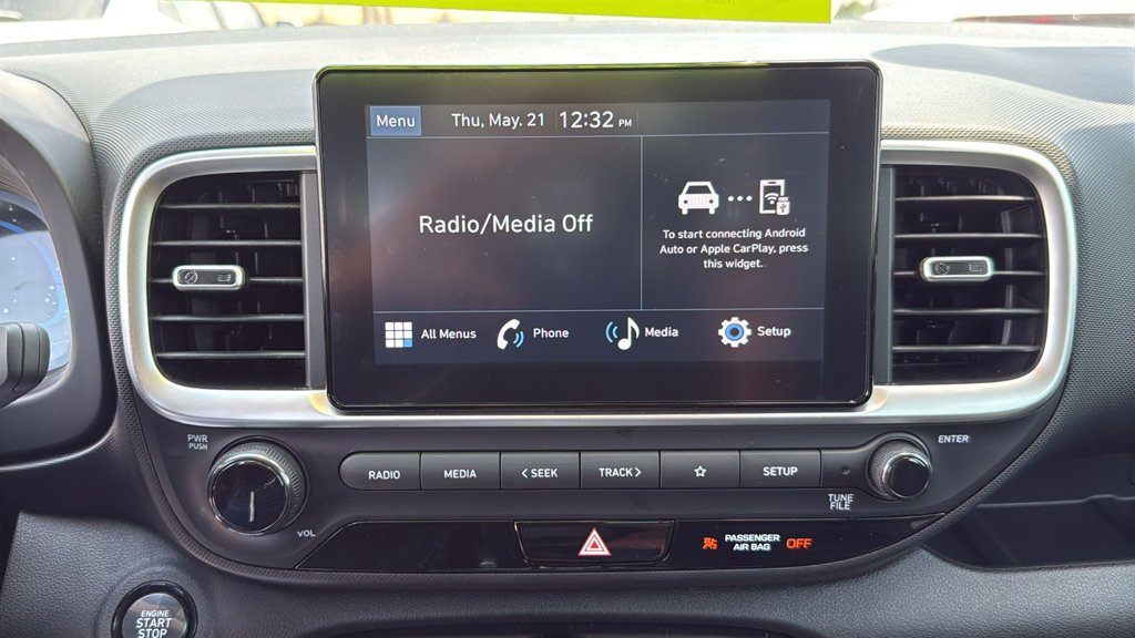 Used 2026 Hyundai Venue SEL FWD image 23