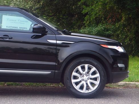 Used 2015 Land Rover Range Rover Evoque Pure AWD/4WD image 19