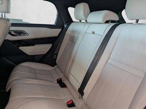 Used 2022 Land Rover Range Rover Velar R-Dynamic S image 20