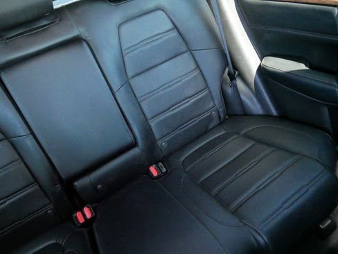 Used 2021 Honda CR-V Touring image 14