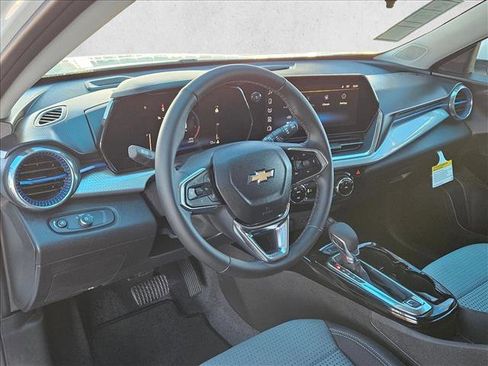 New 2026 Chevrolet Trax LT w/ LT Convenience Package image 3