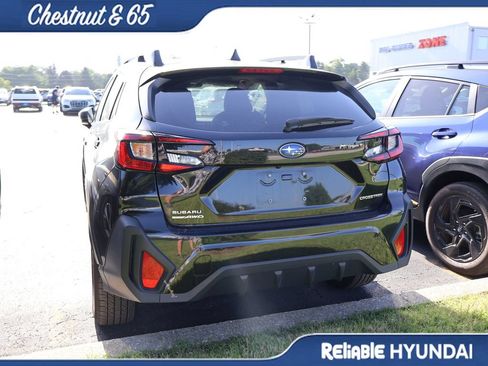 Used 2025 Subaru Crosstrek 2.5i Premium AWD/4WD image 17