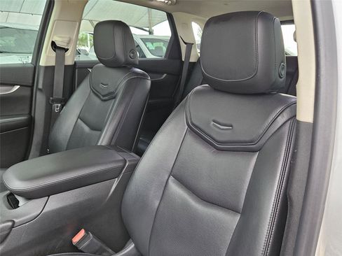 Used 2019 Cadillac XT5 Luxury FWD image 10