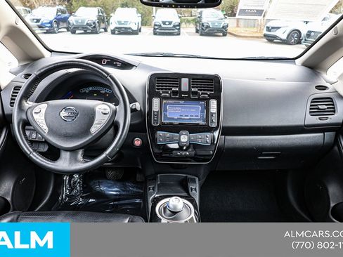 Used 2015 Nissan Leaf SL w/ Premium Package image 23