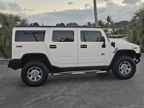Used 2005 HUMMER H2 w/ Preferred Equipment Group image 13