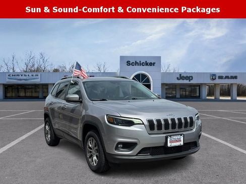 Used 2021 Jeep Cherokee Latitude Lux w/ Sun & Sound Group AWD/4WD image 1