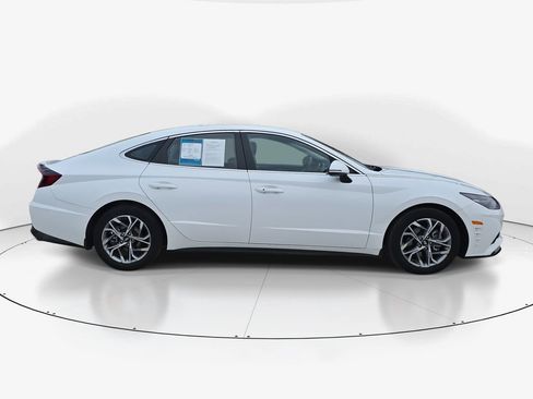 Used 2023 Hyundai Sonata SEL image 3