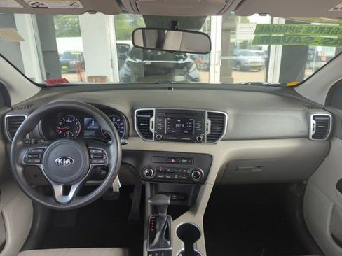 Used 2019 Kia Sportage LX image 14