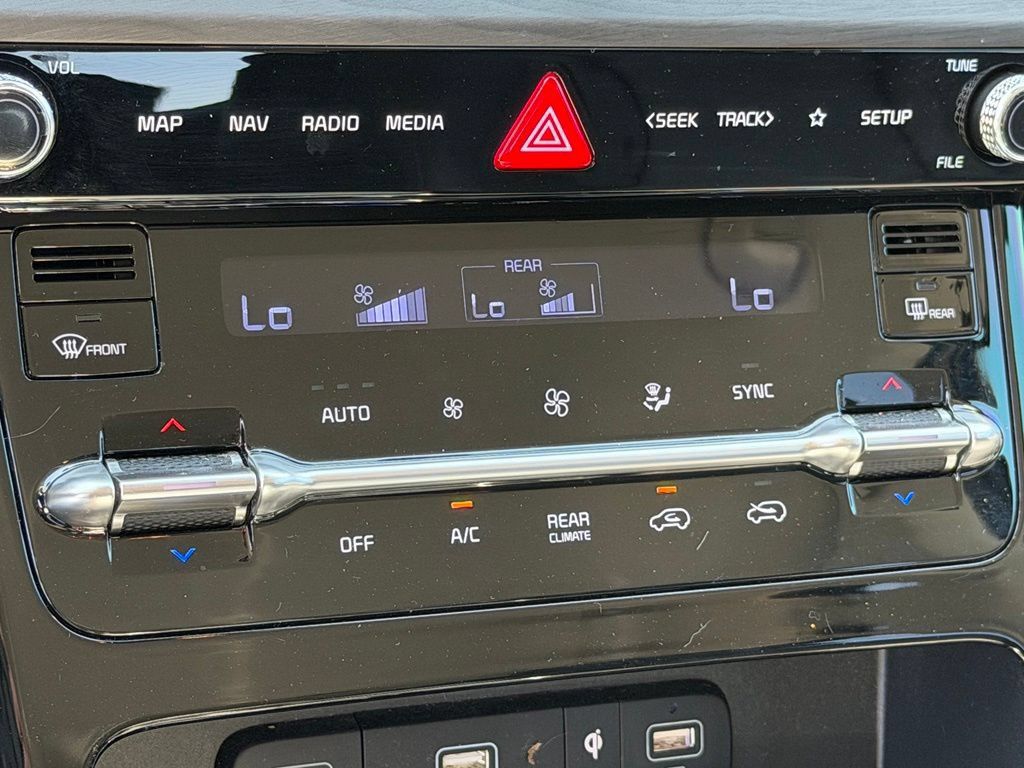 Used 2022 Kia Carnival SX FWD image 21
