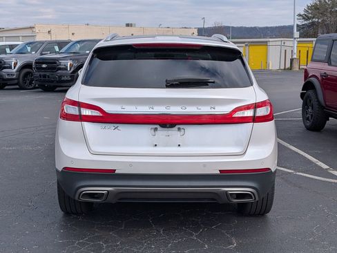 Used 2018 Lincoln MKX Reserve w/ Driver Assistance Package image 6