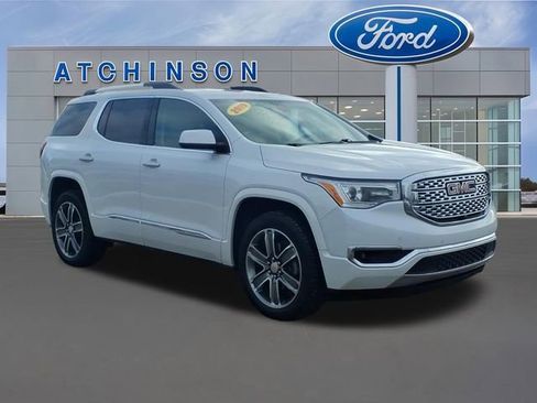 Used 2019 GMC Acadia Denali w/ Technology Package image 3