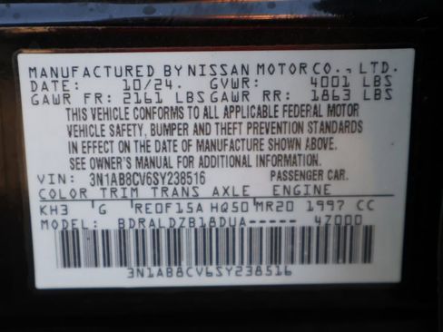 Used 2025 Nissan Sentra SV FWD image 34