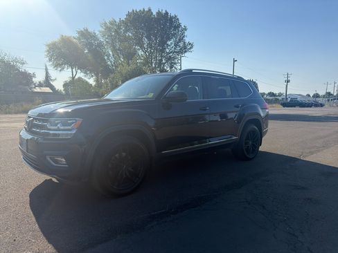 Used 2019 Volkswagen Atlas SEL Premium AWD/4WD image 4