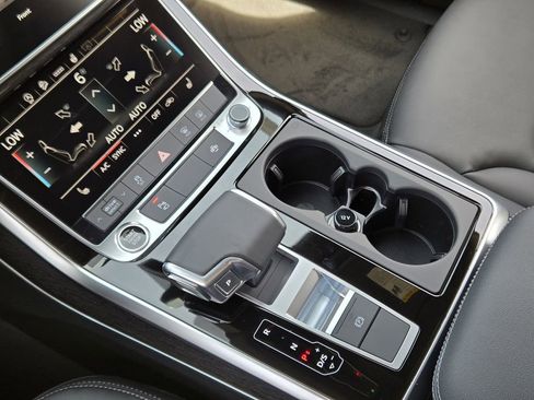 New 2026 Audi Q7 2.0T Premium AWD/4WD image 25