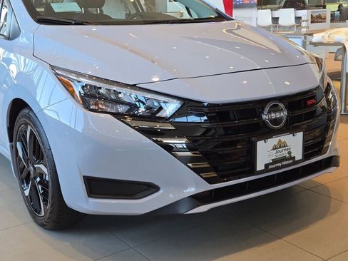 Used 2025 Nissan Versa SR w/ Trunk Package image 3