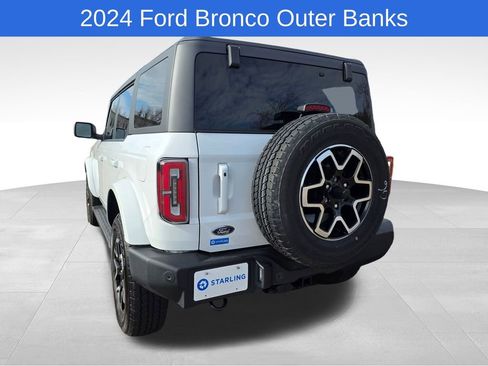 Used 2024 Ford Bronco Outer Banks image 7