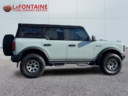 Used 2022 Ford Bronco Big Bend image 8