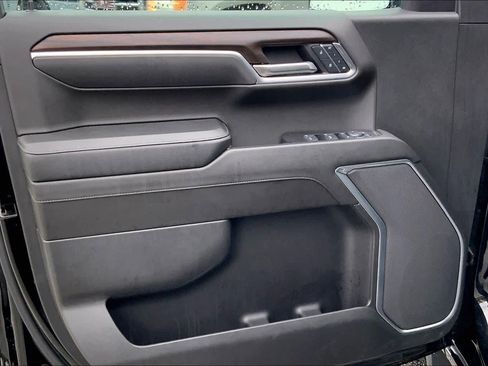 Used 2025 GMC Sierra 1500 SLT image 20