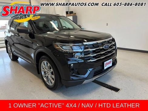 Used 2025 Ford Explorer Active w/ Active Comfort Package AWD/4WD image 1