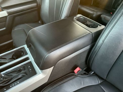 Used 2018 Ford F150 Lariat w/ Equipment Group 502A Luxury image 20