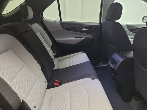 Used 2020 Chevrolet Equinox LS w/ LS Convenience Package image 19
