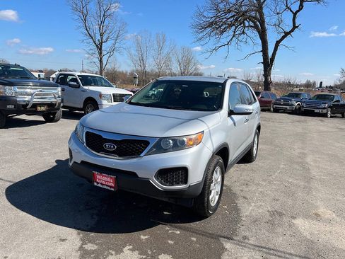 Used 2012 Kia Sorento LX AWD/4WD image 1