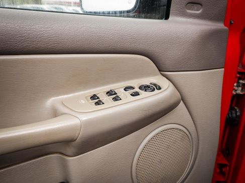 Used 2003 Dodge Ram 2500 Truck ST image 16