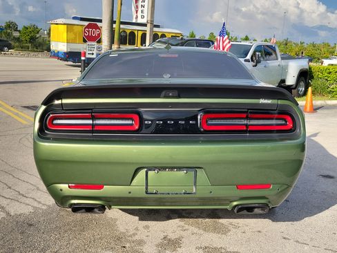 Used 2023 Dodge Challenger SRT Hellcat RWD image 6