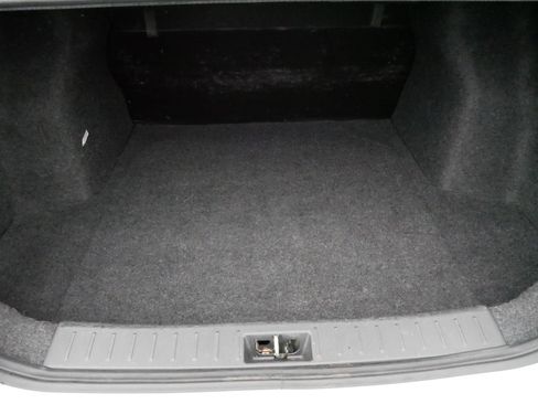 Used 2024 Nissan Versa S w/ Trunk Package FWD image 18