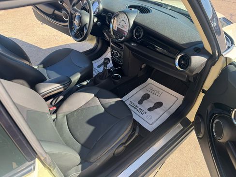 Used 2012 MINI Cooper Hardtop image 10