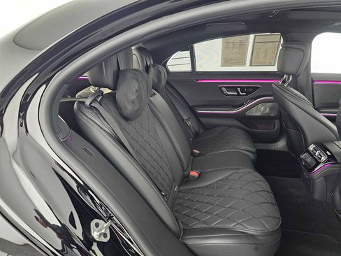 Used 2021 Mercedes-Benz S 580 S 580 image 12