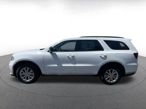 Used 2024 Dodge Durango SXT image 9