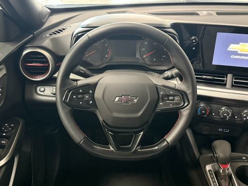 Used 2026 Chevrolet Trax RS w/ Driver Confidence Package FWD image 16