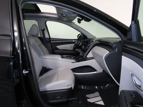 Used 2024 Hyundai Tucson Limited image 35