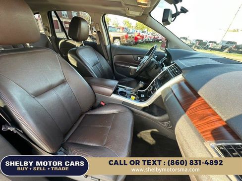 Used 2014 Ford Edge Limited w/ Equipment Group 302A AWD/4WD image 16