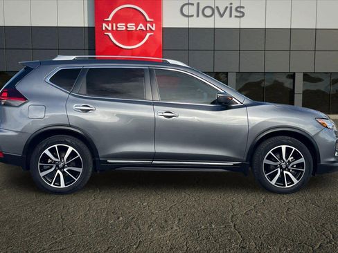 Used 2019 Nissan Rogue SL w/ Premium Package image 9