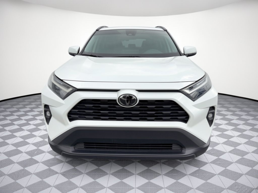 Used 2023 Toyota RAV4 XLE Premium FWD image 6