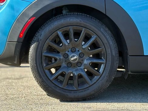 Used 2017 MINI Cooper S image 35