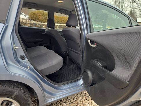 Used 2011 Honda Fit image 18